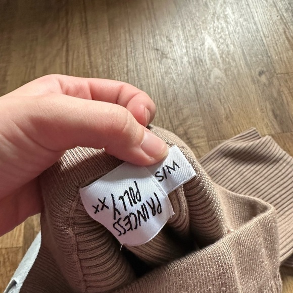 PRINCESS POLLY Christian Beige Mini Skirt - Picture 3 of 3